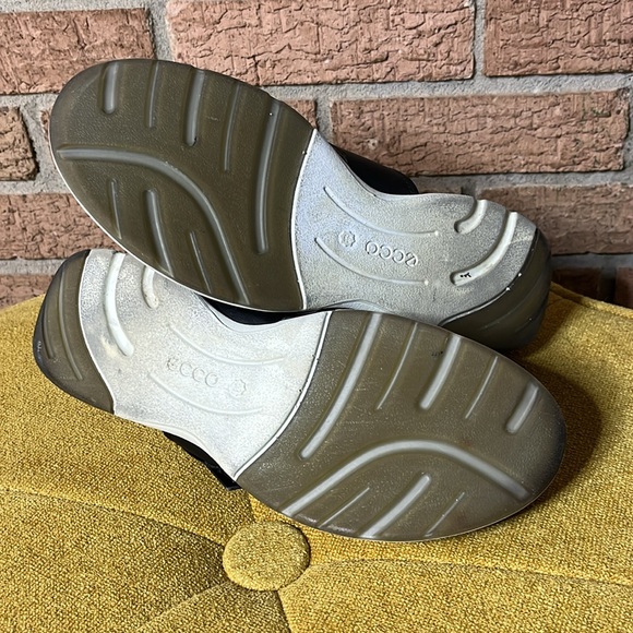 ✅ 3/$25 ECCO BIOM Amrap Light Mary Jane Black White marble - 39/8.5 - Picture 7 of 8